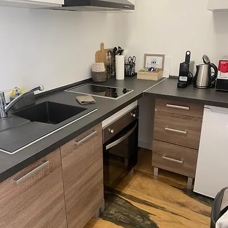 New Kelly Apartment *